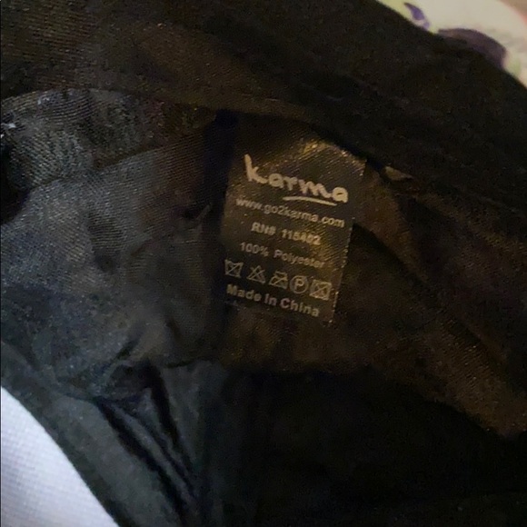 Floral hat - Picture 4 of 4